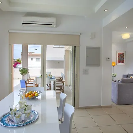 Villa Michelle 2 Protaras